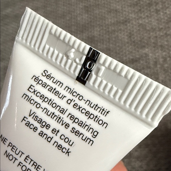 Set of 2 Minis DIOR PRESTIGE La Micro-Huile de Rose Advanced Serum 5ml New - Picture 14 of 15